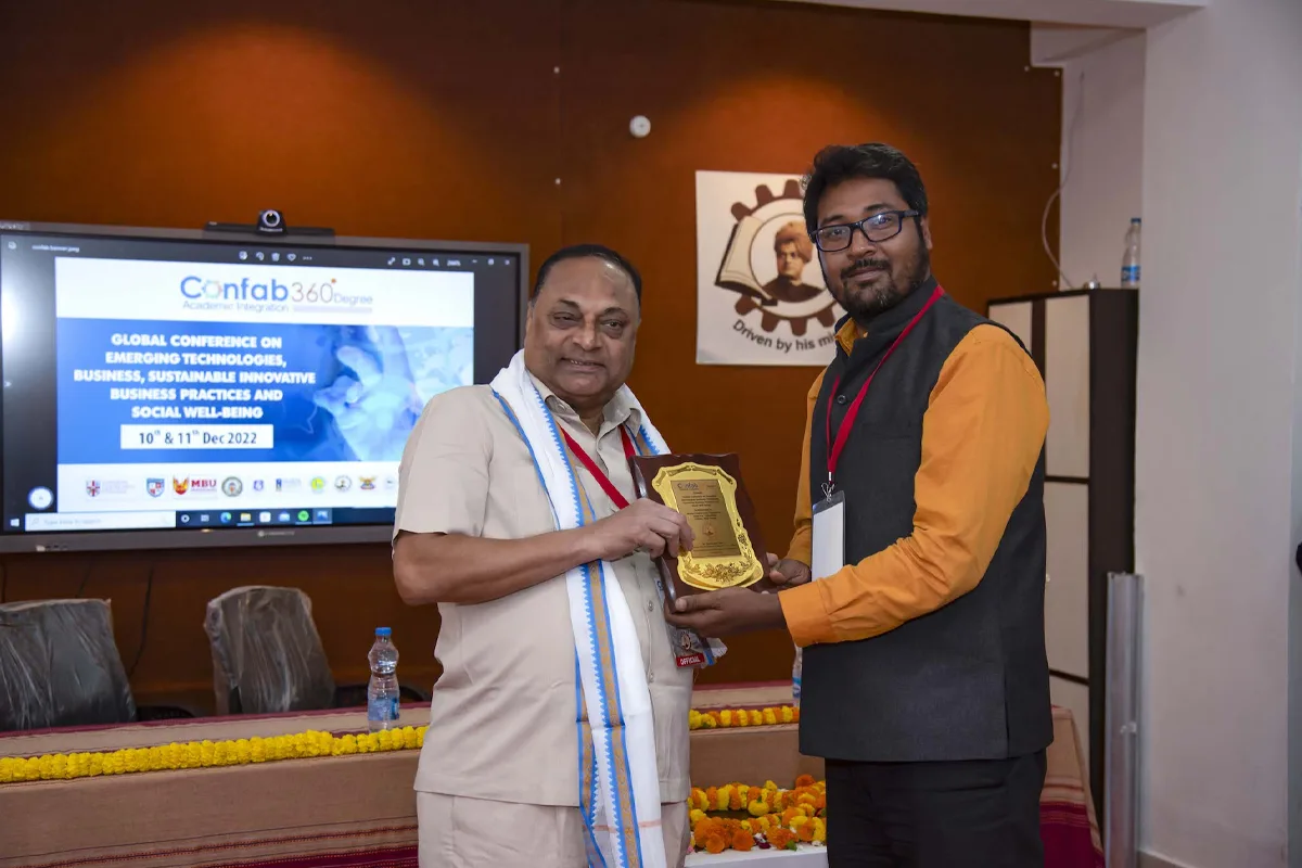 Kolkata Centre- Swami Vivekanand - Image 11