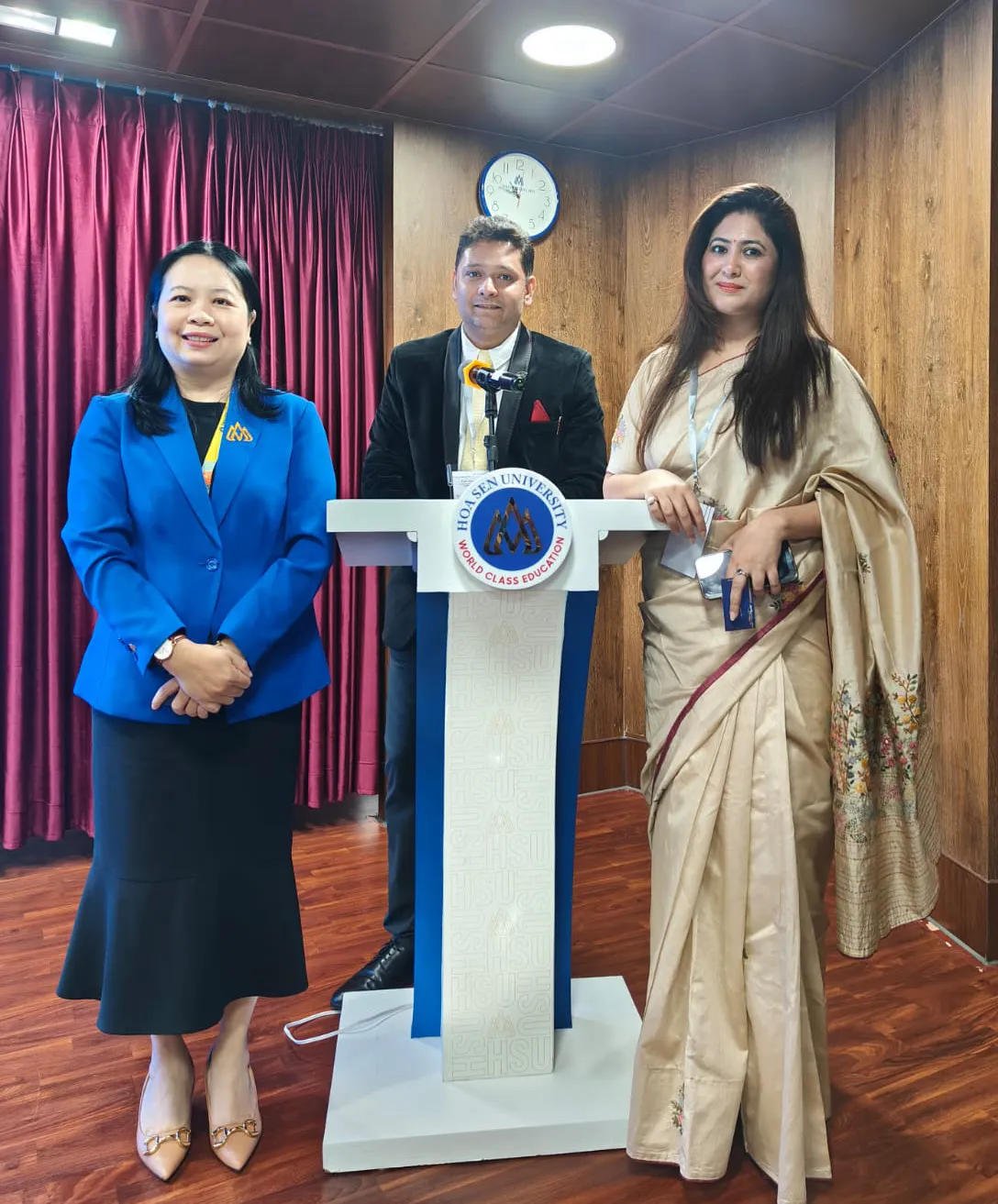 Award ceremony with HOA SEN University and ICCQD 2024
