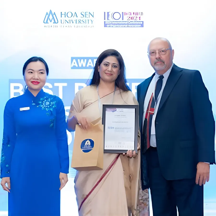 Award ceremony with HOA SEN University and ICCQD 2024